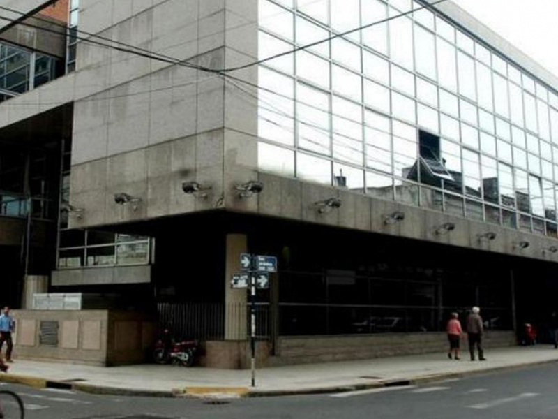 Dictan sentencia a ex juez por ocultar a una menor