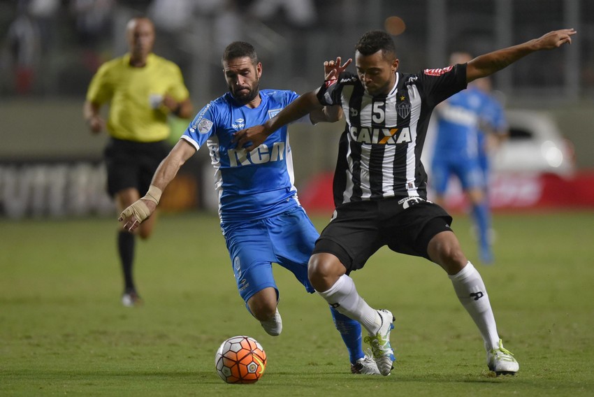 Otro equipo argentino eliminado de la copa: Racing perdió y quedó afuera