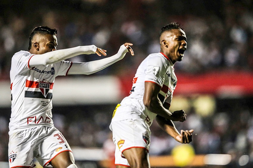 El San Pablo del Patón Bauza, le ganó a Mineiro en el cotejo de ida