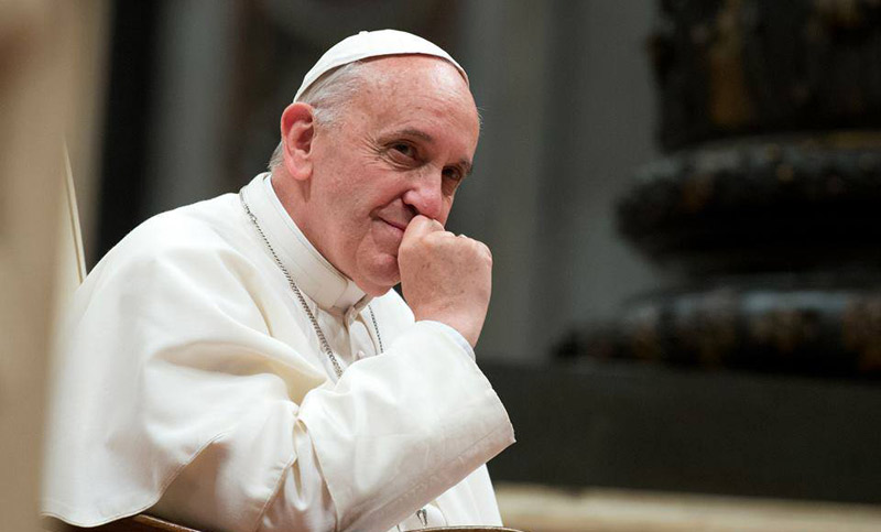 Francisco reivindicó a la Iglesia por escuchar a los más pobres