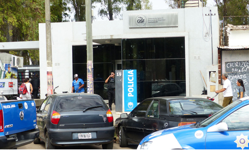Otro escabroso episodio: mujer muerta en la vía pública