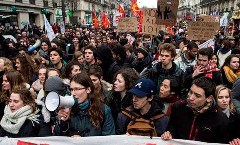 Francia marchó contra nueva ley laboral