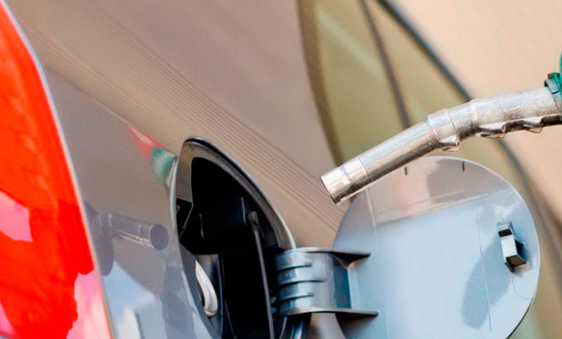 Venta de combustibles cayó 28% tras aumentos de precios