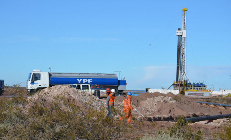 Petroleros de Chubut y Santa Cruz levantaron el paro en YPF