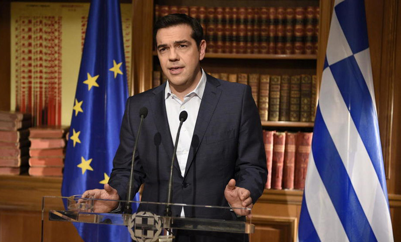 En medio de huelgas, el gobierno griego aprobó un mayor ajuste