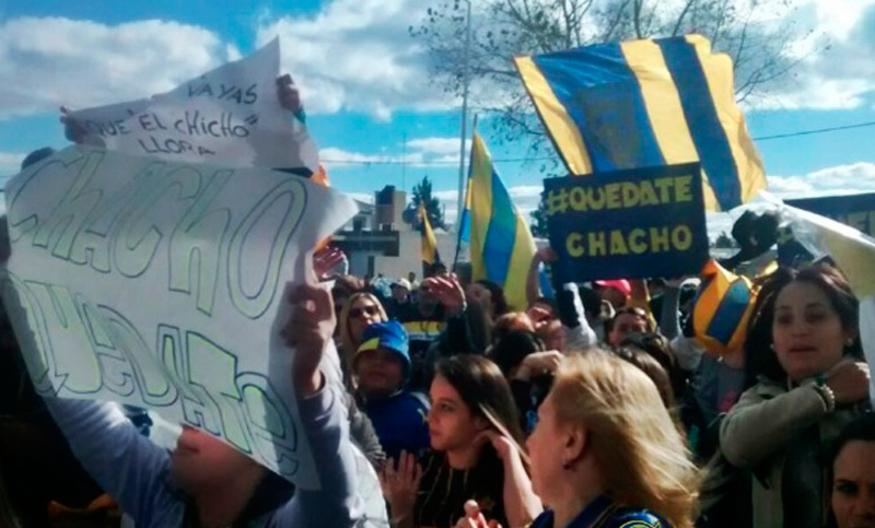 Arroyo Seco: hinchas canallas pidieron por la continuidad de Coudet