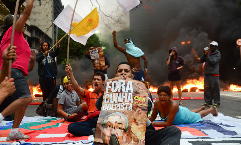 Con marchas y piquetes repudian el golpe contra Dilma