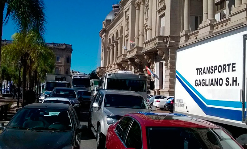 Grave denuncia del sindicato de camioneros ante la falsificación de impugnaciones