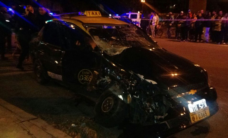 Choque fatal: falleció taxista tras ser embestido por móvil policial