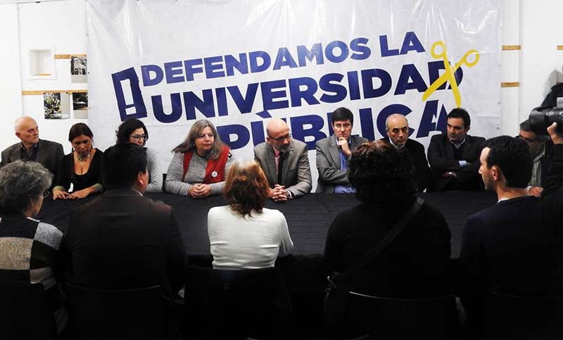 Autoridades universitarias se reunieron en apoyo a los docentes