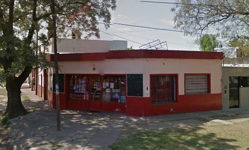 Un comerciante y su empleado resultaron heridos durante un robo