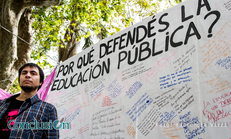 «El panorama para la universidad pública es negro y ominoso»