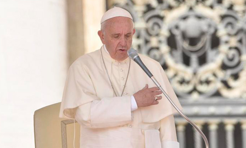 Papa Francisco pide responder a la inaudita violencia en medio oriente