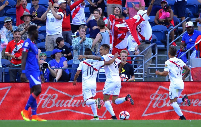Perú derrotó a Haití con lo justo y sufriendo en el final