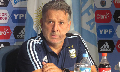 Martino: «Cambiaría el cómo viene jugando el equipo, con tal de salir campeones»