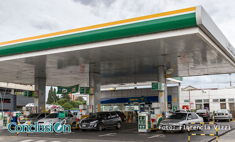 Desde este lunes rigen los nuevos aumentos tarifarios para los combustibles