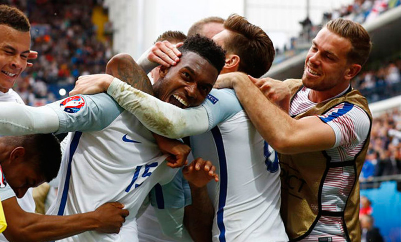Con un gol en el adicionado, Inglaterra se llevó el derby ante Gales