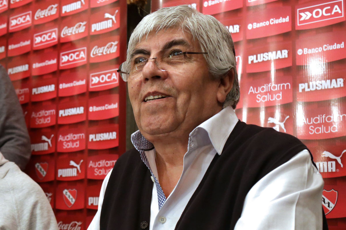 Moyano presentó recurso de amparo para que se vote el 30 de junio