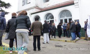 Saenz Peña - Abrazo -4                             Salvador