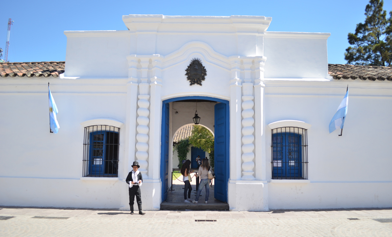 La Iglesia quiere juntar a los partidos políticos en Tucumán
