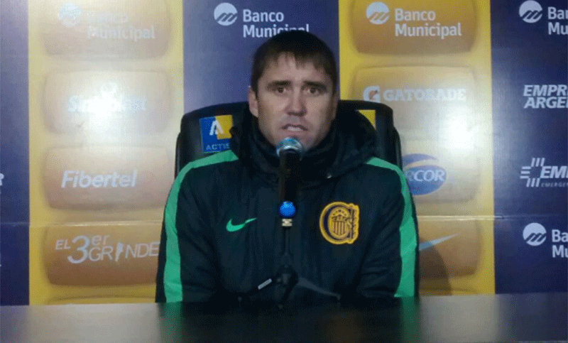 Coudet: “Hablé con los jugadores para doblegar el esfuerzo y buscar el título”