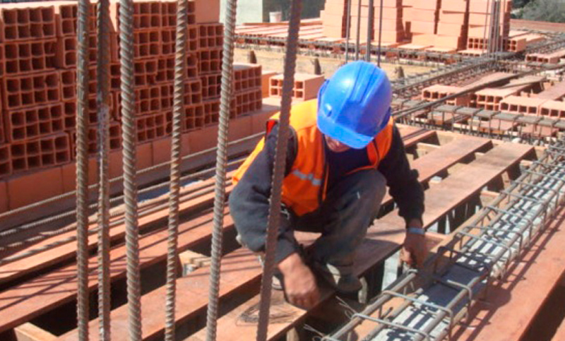 Construcción: el empleo formal registró el nivel más bajo