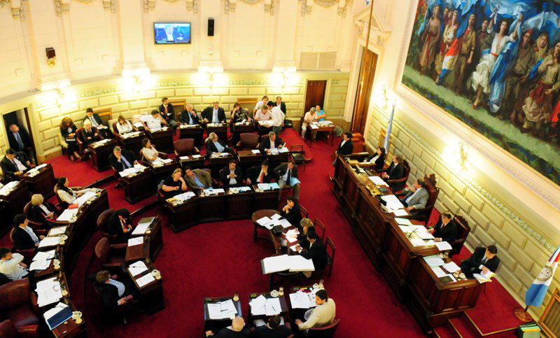 Avanza proyecto contra despidos de docentes privados sin causas