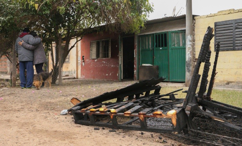 Santa Lucía: el incendio donde falleció un hombre fue intencional