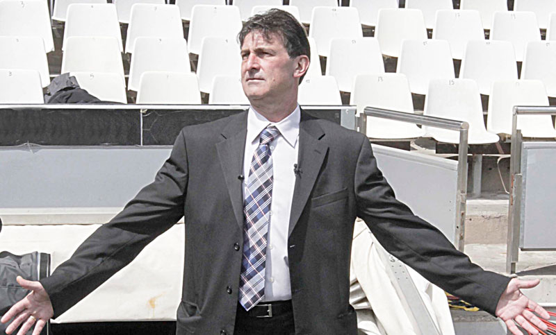 Mario Kempes: “Todos estamos esperando el milagro con esta selección»