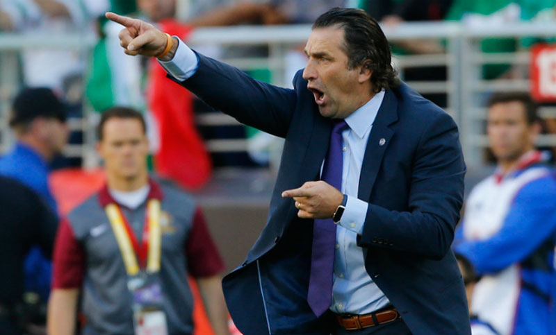 Pizzi, entusiasmado tras la aplastante goleada de su Chile ante México