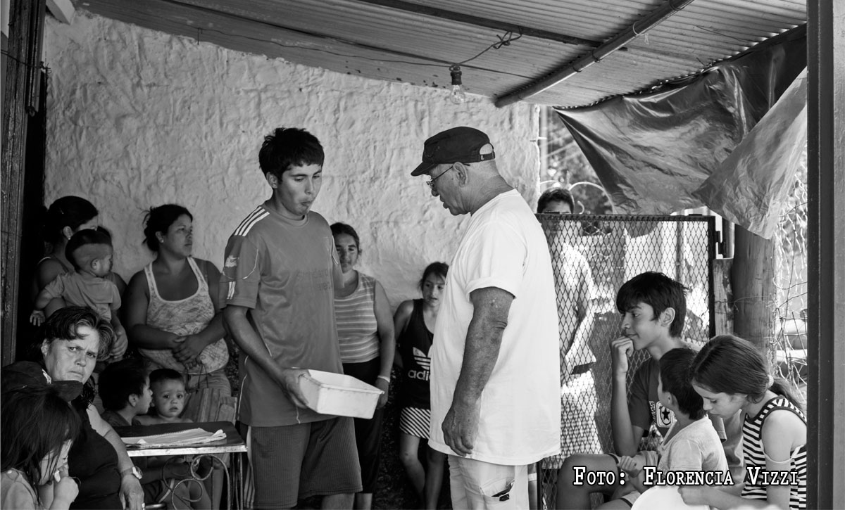 Comedores comunitarios: esperando el pan nuestro de cada día…