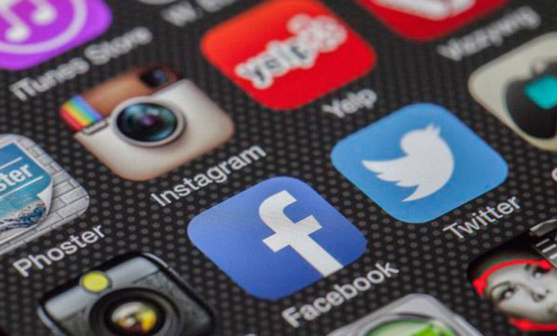 Facebook, Twitter y Youtube, contra incitación al odio en internet