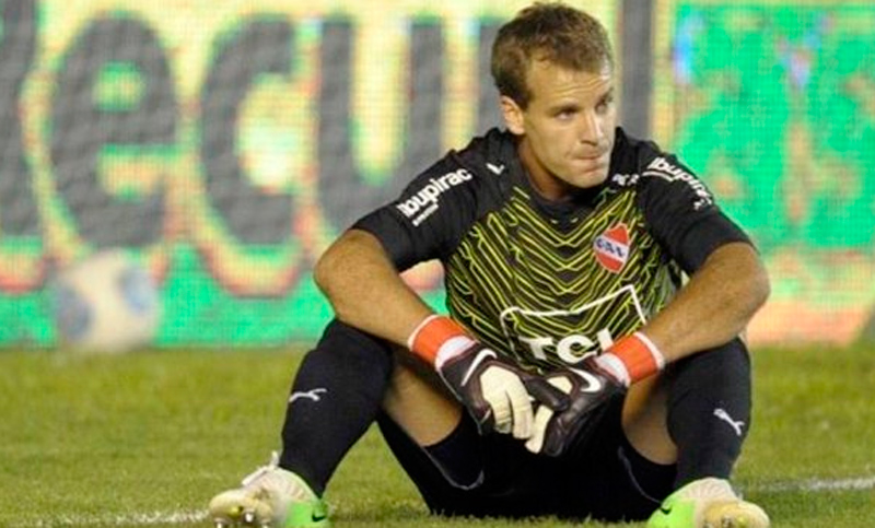 Central va a la carga por el Ruso Rodríguez, arquero de Independiente