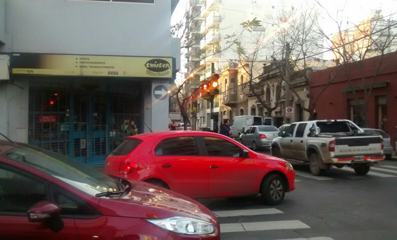 Mañana con caos vehicular: el 60 por ciento de los semáforos no funciona
