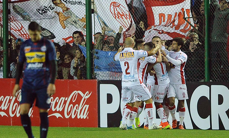 Fin del sueño: Central Córdoba luchó, pero no pudo ante Huracán y quedó afuera