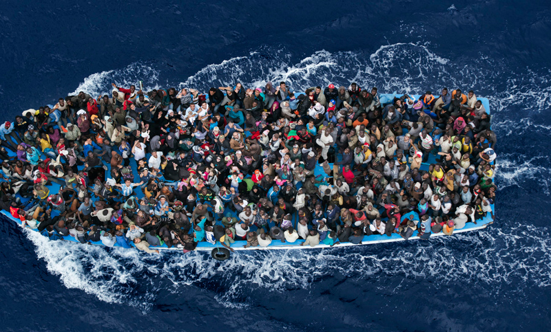 Salvan a más de 5.000 inmigrantes en el Mediterráneo procedentes de Libia