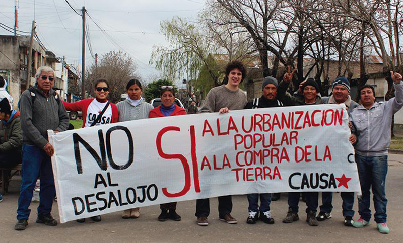 Vecinos del barrio Tablada van a Gobernación para frenar desalojo