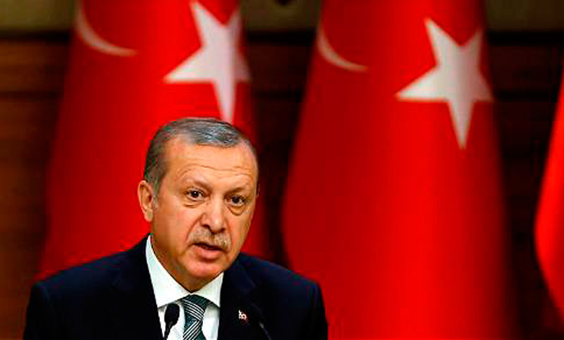 La purga masiva en Turquía se extiende a los sectores  económicos