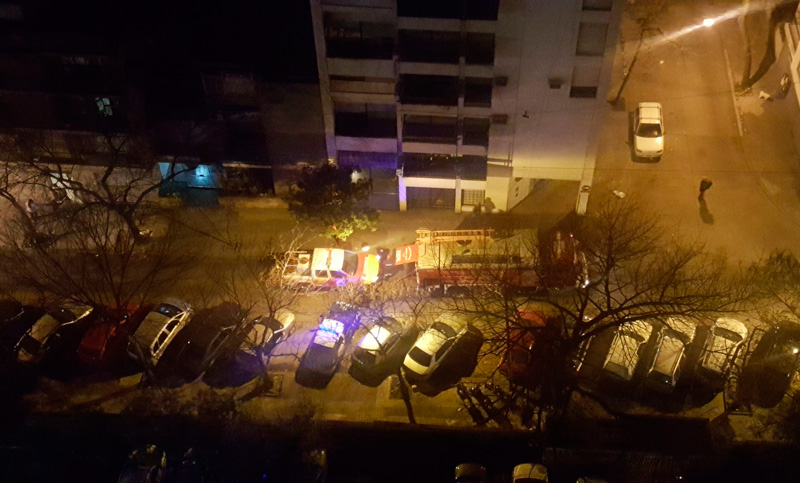 Un departamento de Colón al 1200 se incendió durante la madrugada