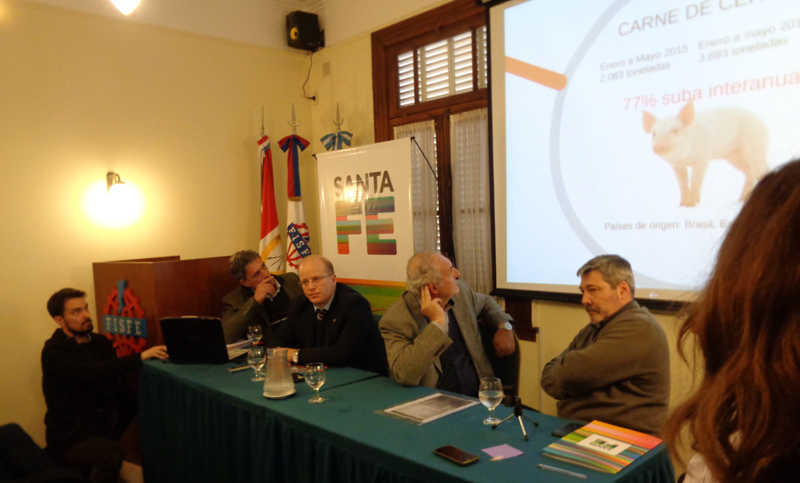 «No hay que cerrarse ni caer de rodillas ante la Organización Mundial del Comercio»