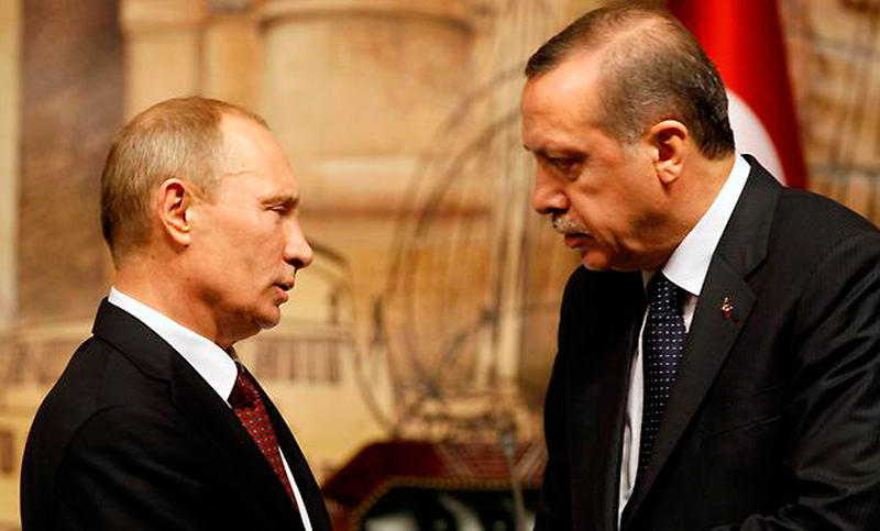 Putin llama a Erdogan y desea «un rápido retorno» a la estabilidad tras el golpe