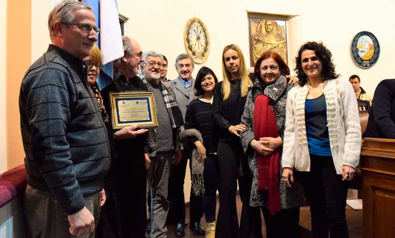 El Concejo Municipal distinguió al Arteón en su 50 aniversario
