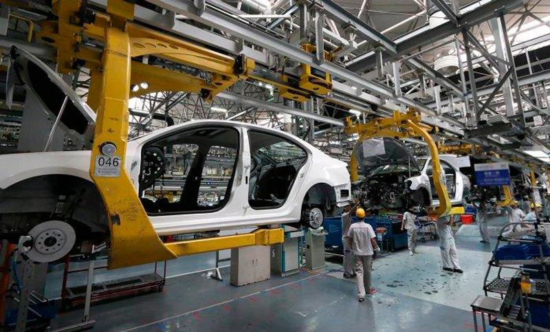 La producción nacional de autos descendió un 19,6% en septiembre