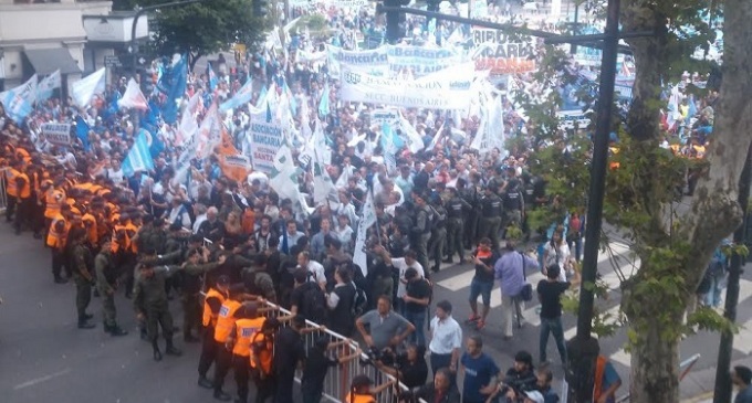 bancarios-represión-portada-680x365