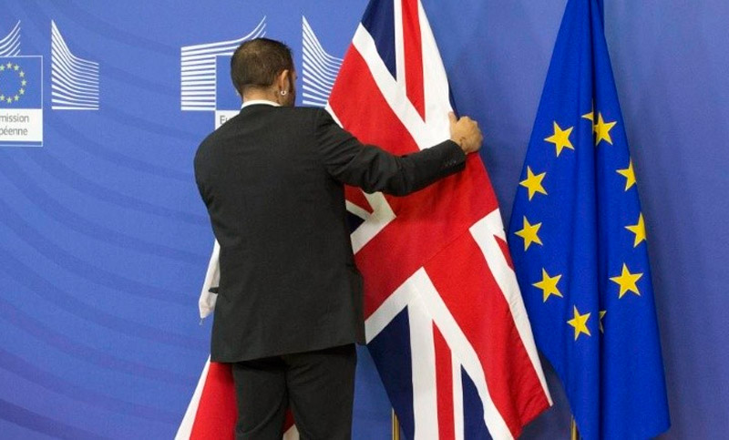 La salida de Inglaterra y el pánico del sector financiero