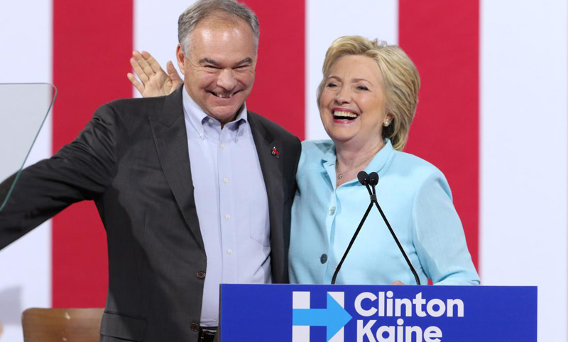 El senador Tim Kaine es el compañero de fórmula de Hillary Clinton
