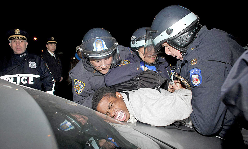 Arrestaron a más de 200 personas en Estados Unidos por tensión con afroestadounidenses