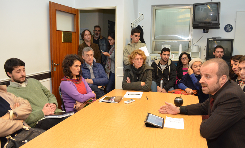 Presentan informe de torturas y malos tratos ante el Concejo