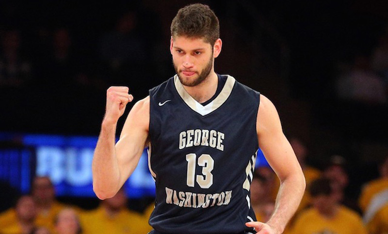 Otro argentino llega a la NBA y jugará con Ginóbili
