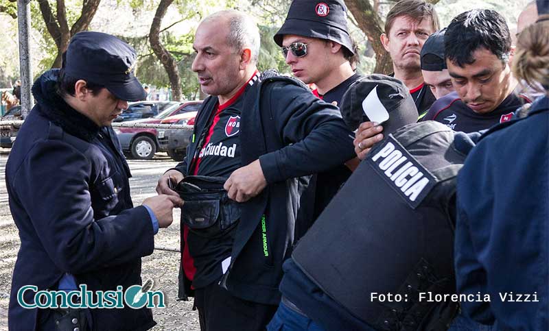 Treinta y ocho barras y otros tantos hinchas leprosos no podrán ingresar al Coloso